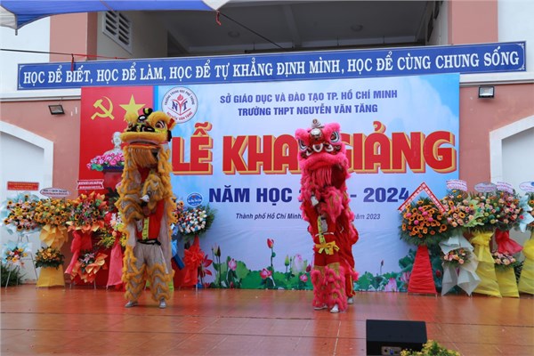 Lễ khai giảng năm học 2023-2024